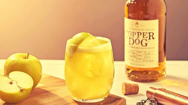 copper dog speyside blended malt scotch whisky with apple