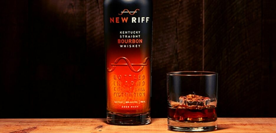 new riff kentucky straight bourbon bottl and glass